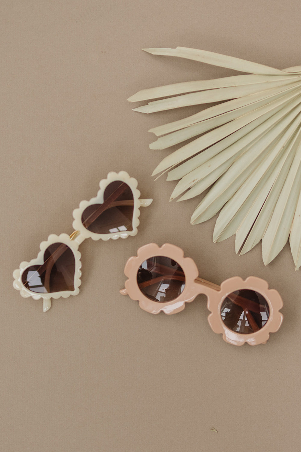 Retro Flower Sunglasses | Blush